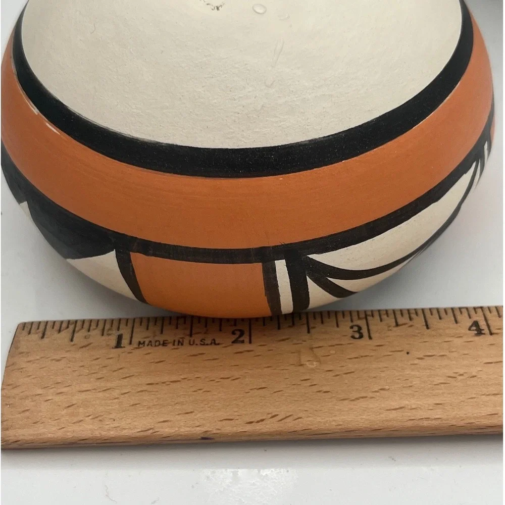 Vintage Betty Selby Desert Pueblo Pottery Bowl Signed‎